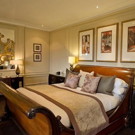 Nutfield Priory Hotel & Spa Редхил Екстериор снимка