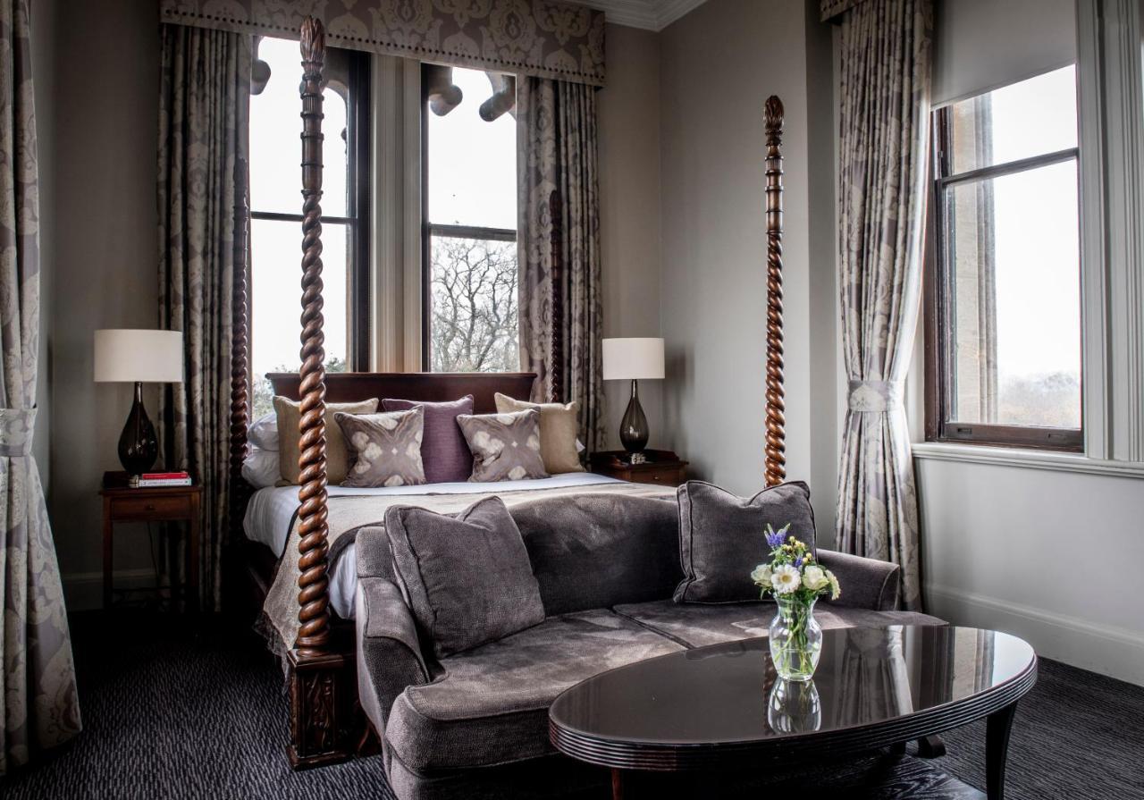 Nutfield Priory Hotel & Spa Редхил Екстериор снимка