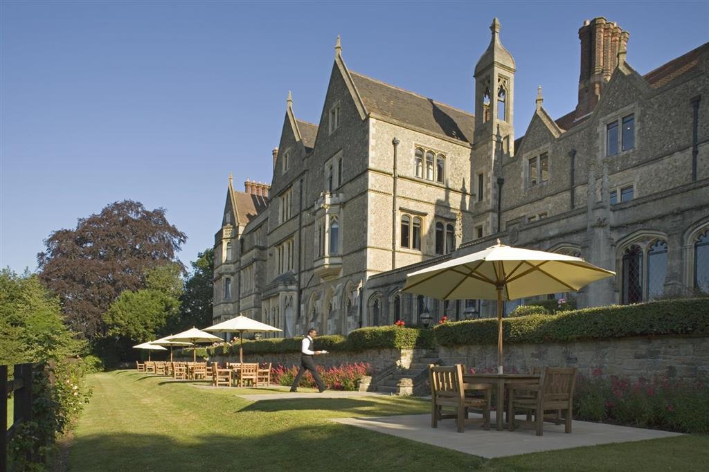 Nutfield Priory Hotel & Spa Редхил Съоръжения снимка